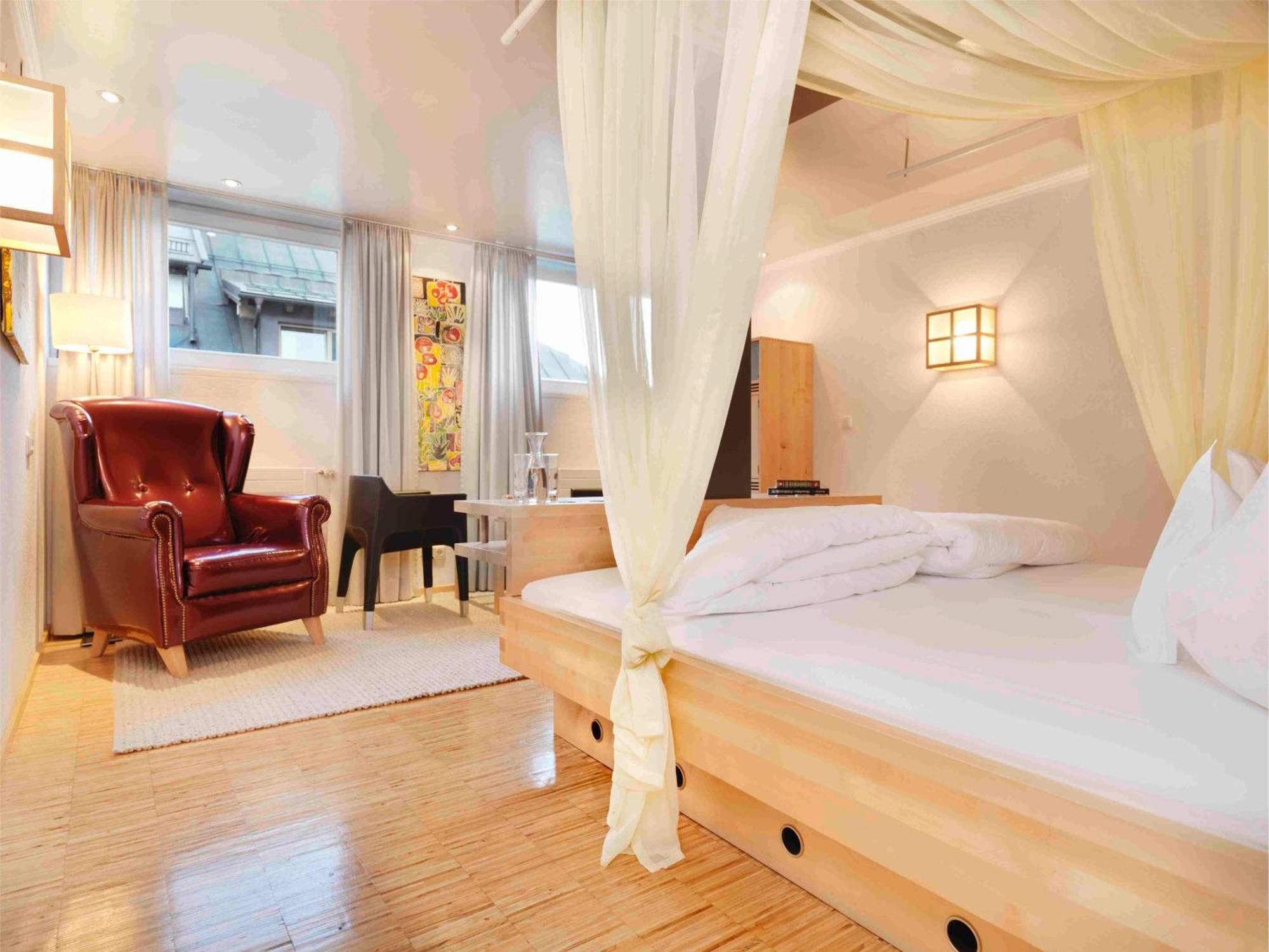 Hotel Goldener Adler - Im Sommer Silvretta Card Premium Inkludiert ايشجل المظهر الخارجي الصورة