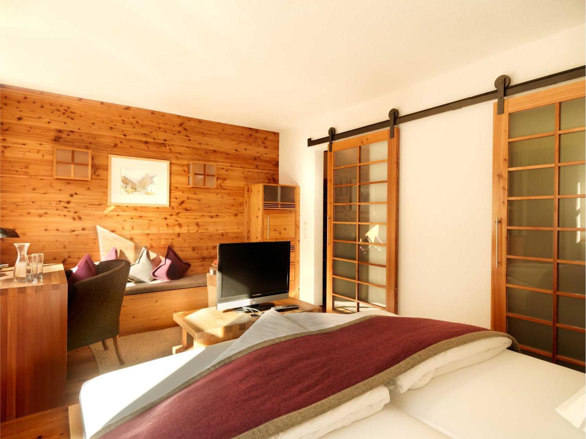 Hotel Goldener Adler - Im Sommer Silvretta Card Premium Inkludiert ايشجل المظهر الخارجي الصورة