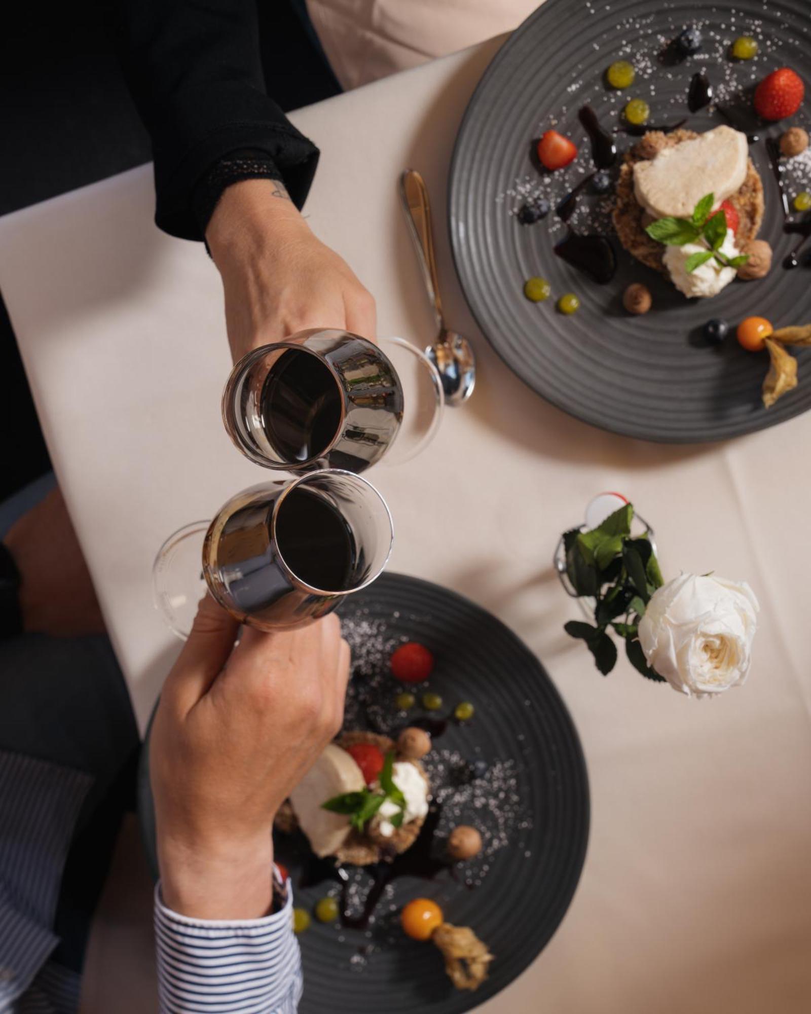 Hotel Goldener Adler - Im Sommer Silvretta Card Premium Inkludiert ايشجل المظهر الخارجي الصورة
